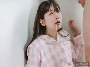 Ông anh biến thái sống cùng nhà với tôi